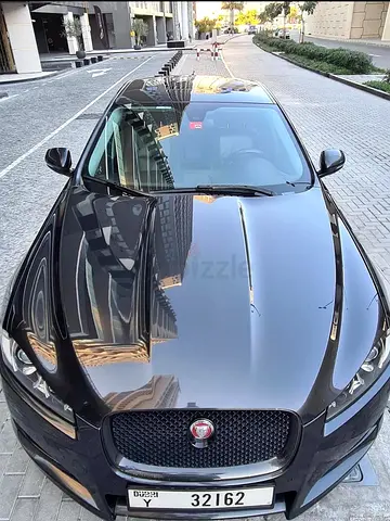 2015 Jaguar XF Premium Luxury GCC Specs