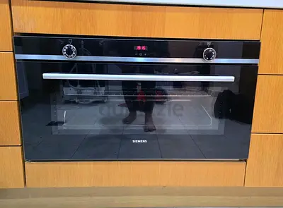 Siemens Built-in Electric Oven - Good Working Condition Black Glass 90cm