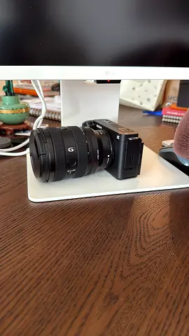 Sony Zv-E1 bundle like new