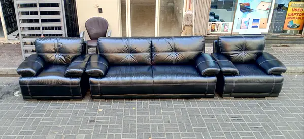 Black leather 3-piece sofa set — 3-seater + 2 armchairs, good condition