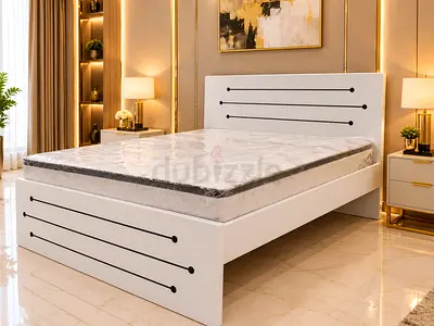 Original MDF Wood Queen Bed With Medical Mattress