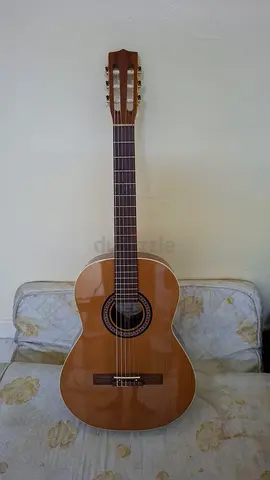Godin Spanish/Electric guitar La patrie .Canadian made