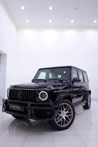 G63 GCC MANUFAKTUR EDITION + DOUBLE NIGHT PACKAGE + CARBON INTERIOR