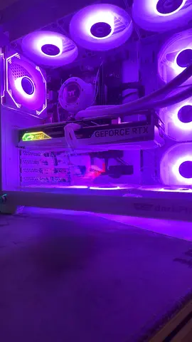 🔥 HIGH-END GAMING PC FOR SALE 🔥 💻 FULL SPECS: * CPU: AMD Ryzen 7 9700X * GPU: NVIDIA GeForce RT
