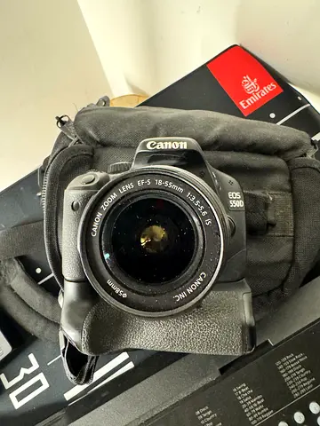 Canon EOS 550D DSLR with 18-55mm Lens and Carrying Bag