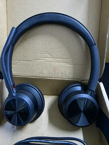 Poly Voyager 4320 UC Bluetooth Headset (Microsoft Teams Certified) - Excellent Condition