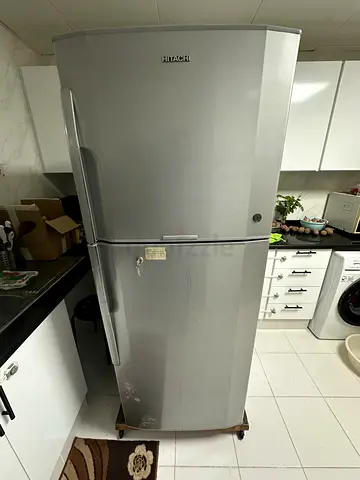 (Need Repair) Hitachi refrigerator