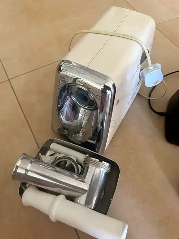 Meet mixer