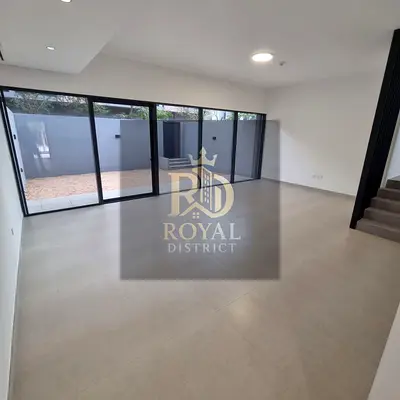 سعر استثنائي (فرصة مميزة) | منزل تاون هاوس مكون من 3 غرف نوم | موقع زاوية | تصميم عصري | تشطيبات فاخرة | بالقرب من المرافق | موقع متميز