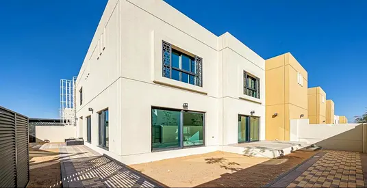 Amazing Community | Exclusive Amenities | Strategic Location |