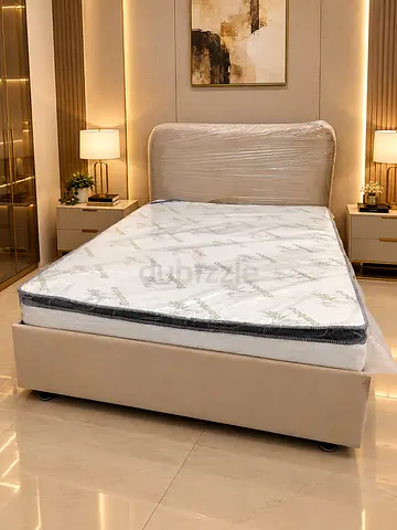 Stylish Design Beige Colour Queen Bed With Mattress