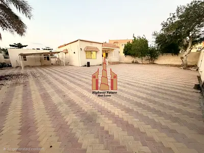 4 bed room big yard hall majlis maids room big villa only 80k