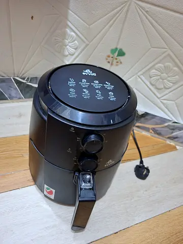 Used Black Air Fryer - Compact 2-3L, Working Condition