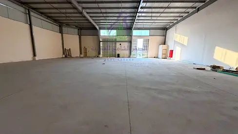 Spacious First-Use Warehouse in Al Sajaa | 6,260 Sq Ft | Prime Main Road Location | Two Gates | Complete Fire Safety System | 36 kW Power