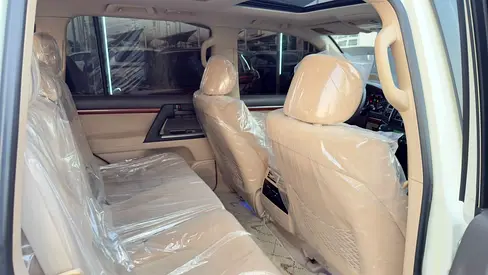 2015 Toyota LAND CRUISER — миниатюра 15