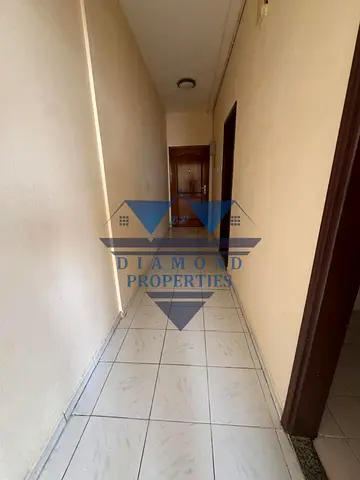 2bhk window ac just only 28k… neat clean bldg..come & grab this opportunity before its gone