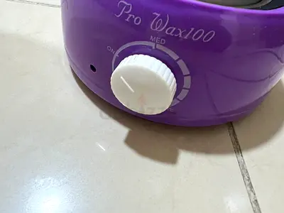 Portable purple waxing machine