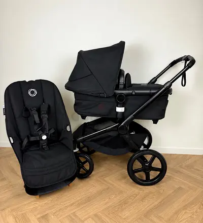 Bugaboo Fox 5 stroller with bassinet