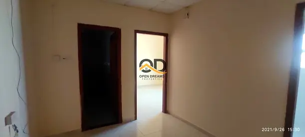 NEW MUWAILIAH AREA FAMILY BUILDING 1BHK SMALL HALL RANT 24K CANTARAL AC PARIM LOCATION NEW MUWAILIAH AREA