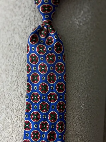 LIBERTY Classic blue patterned silk tie - good condition