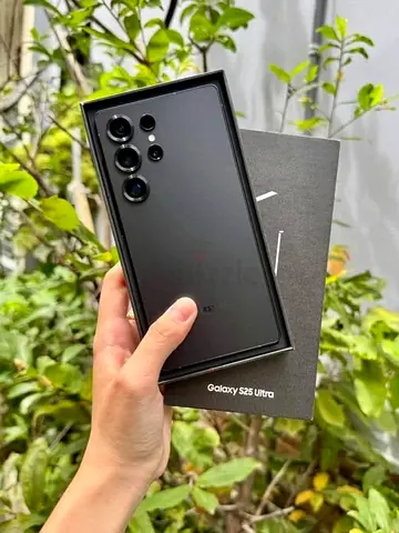 SAMSUNG GALAXY S25 ULTRA