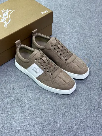 Men’s shoes