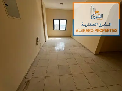 غرفتين وصالة-2حمام-مساحة كبيرة-بلكونة-موقع مميز-علي الشارع الريسي-سهل المخرج لدبي والشارقة