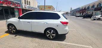 2014 Nissan PATHFINDER