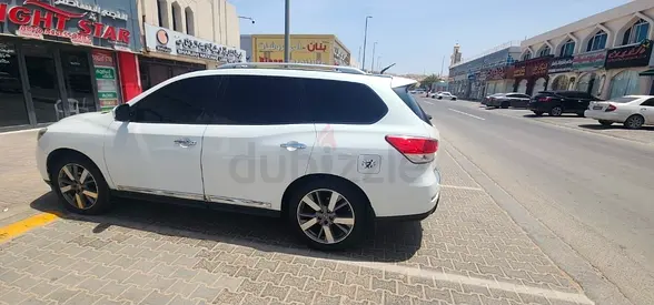 2014 Nissan Pathfinder Platinum - American Specs