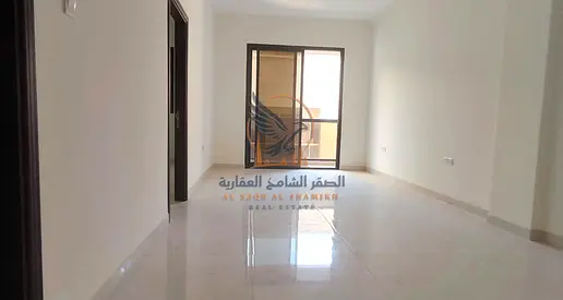 شقة غرفة وصالة أول ساكن للإيجار  السنوي في منطقه  الروضة 3 عجمان مع بلكونة وتكييف مركزي موقع مميز وسهوله الوصول لمخرج دبي والشارقه