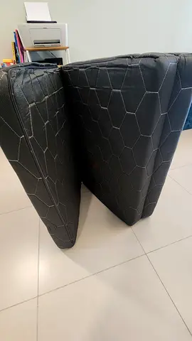 Triple fold mattress