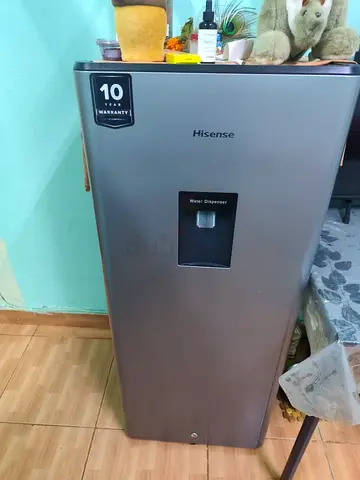 Hisense single-door refrigerator with water dispenser - good condition