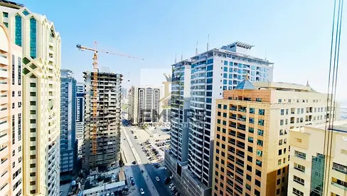 Full open view, balcony, master room, big space, prime location1 parking free