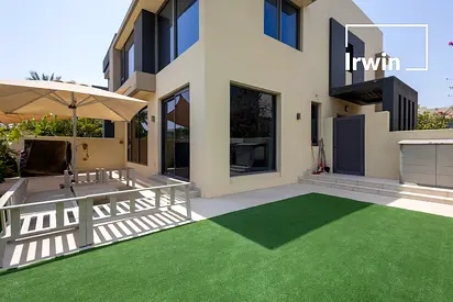 Fully Extended | Greenbelt | Exclusive