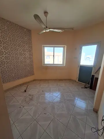 2 bhk Rent 22k sharjah Indian or Asian family