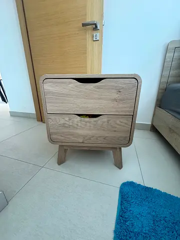 BEDSIDE TABLE