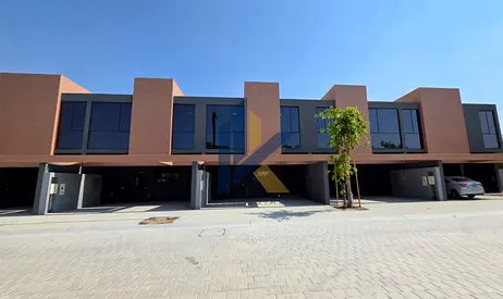 Brand New 4-Bedroom Townhouse | Single Row | Green Family Living | Saro, Masaar