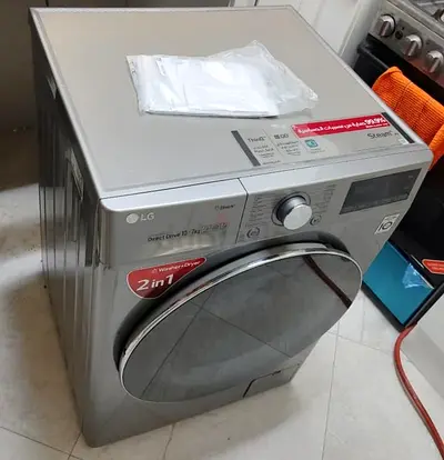LG Washer Dryer 10/7 Kg 2in1 Latest Model