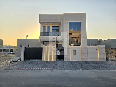 Super deluxe villa ready to move in 5-bedroom villa, freehold