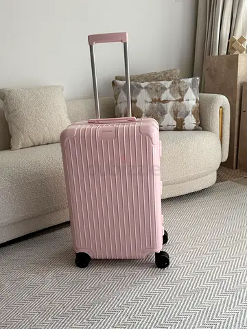 RIMOWA PINK EASSENTIAL M