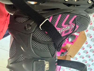 Pair of kids inline roller skates - size adjustable, pink/black