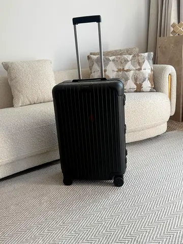RIMOWA Essential  Lightweight Carry-On Suitcase | matte black