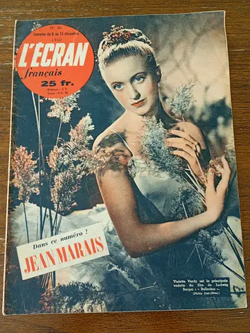 Vintage L'Ecran Français magazine featuring Jean Marais (1950 issue)