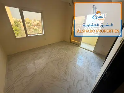 next to Grand Mall—a vibrant area. Close to the Ajman Corniche. Spacious layout with an excellent floor plan. Includes a balcony with a great view.