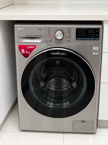 LG 8.5kg Front Load Washing Machine - Silver, Good Condition