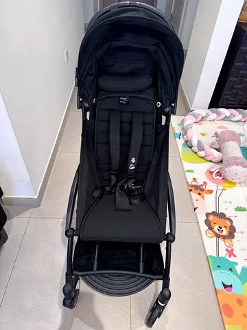 Stokke YOYO3 Compact Stroller with Frame — Black. Cabin approved