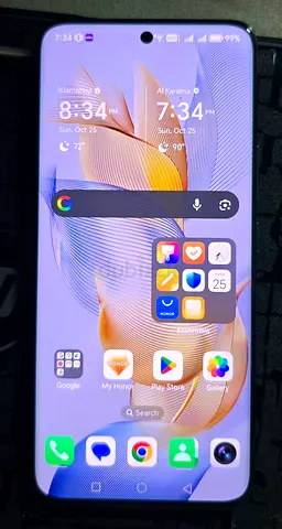 Honor 90 smartphone with curved display - good working condition