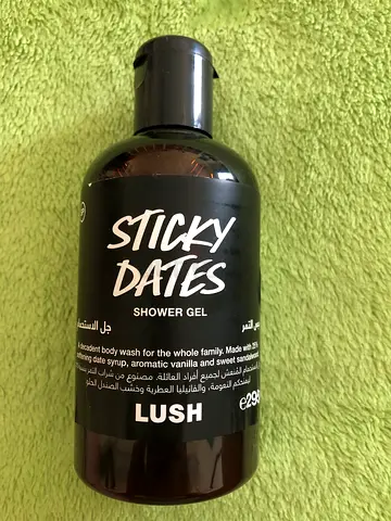 Lush Sticky Dates Shower Gel - Full Bottle 295g