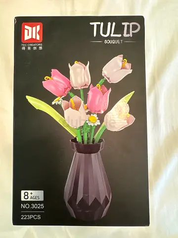 DIY Tulip Flower Bouquet Building Set – 223 Pieces (Age 8+) - New in Original Box