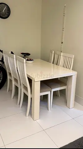 White dinning table 4 seater